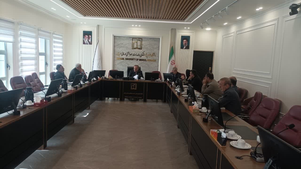  کمیته دانشگاهی پژوهش، رصد و تحلیل داده‌های برنامه پزشک خانواده